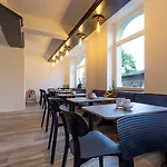 Sachsenhof - Gaestehaus Nahe Actinon Fuer Business Und Erholung Oda ve Kahvaltı