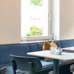 Sachsenhof - - Fruehstueck Buchbar - Nur 700m Vom Gesundheitsbad Actinon