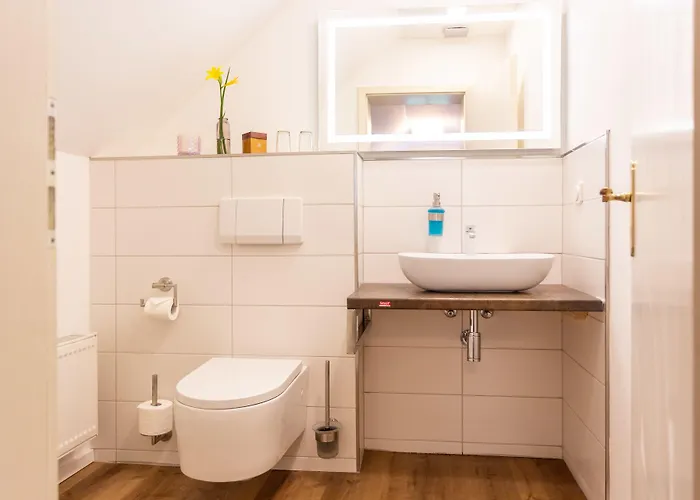 Sachsenhof - - Fruehstueck Buchbar - Nur 700m Vom Gesundheitsbad Actinon فندق مبيت وإفطار باد شليما