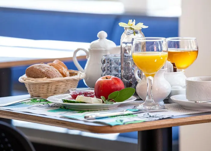 فندق مبيت وإفطار Sachsenhof - - Fruehstueck Buchbar - Nur 700m Vom Gesundheitsbad Actinon